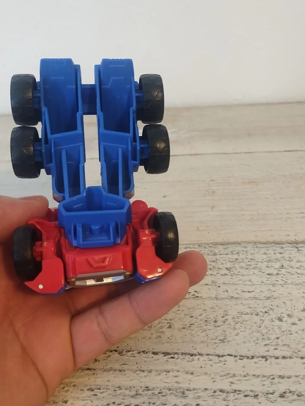 Transformers Rescue Bots Rescan Optimus Prime  Complete